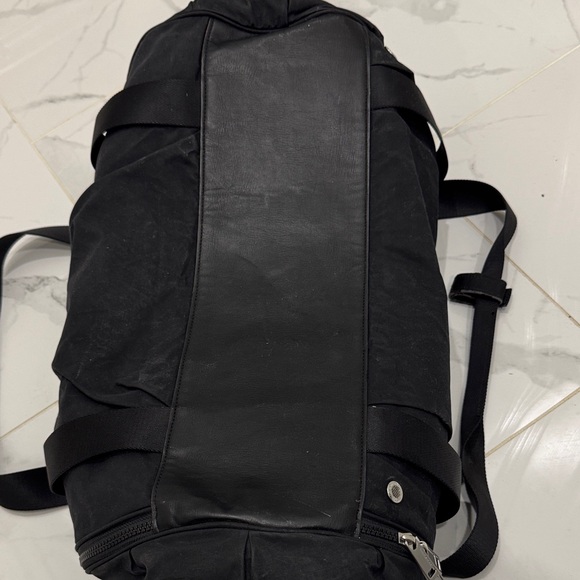 lululemon athletica Black Duffel Bag - Picture 7 of 8